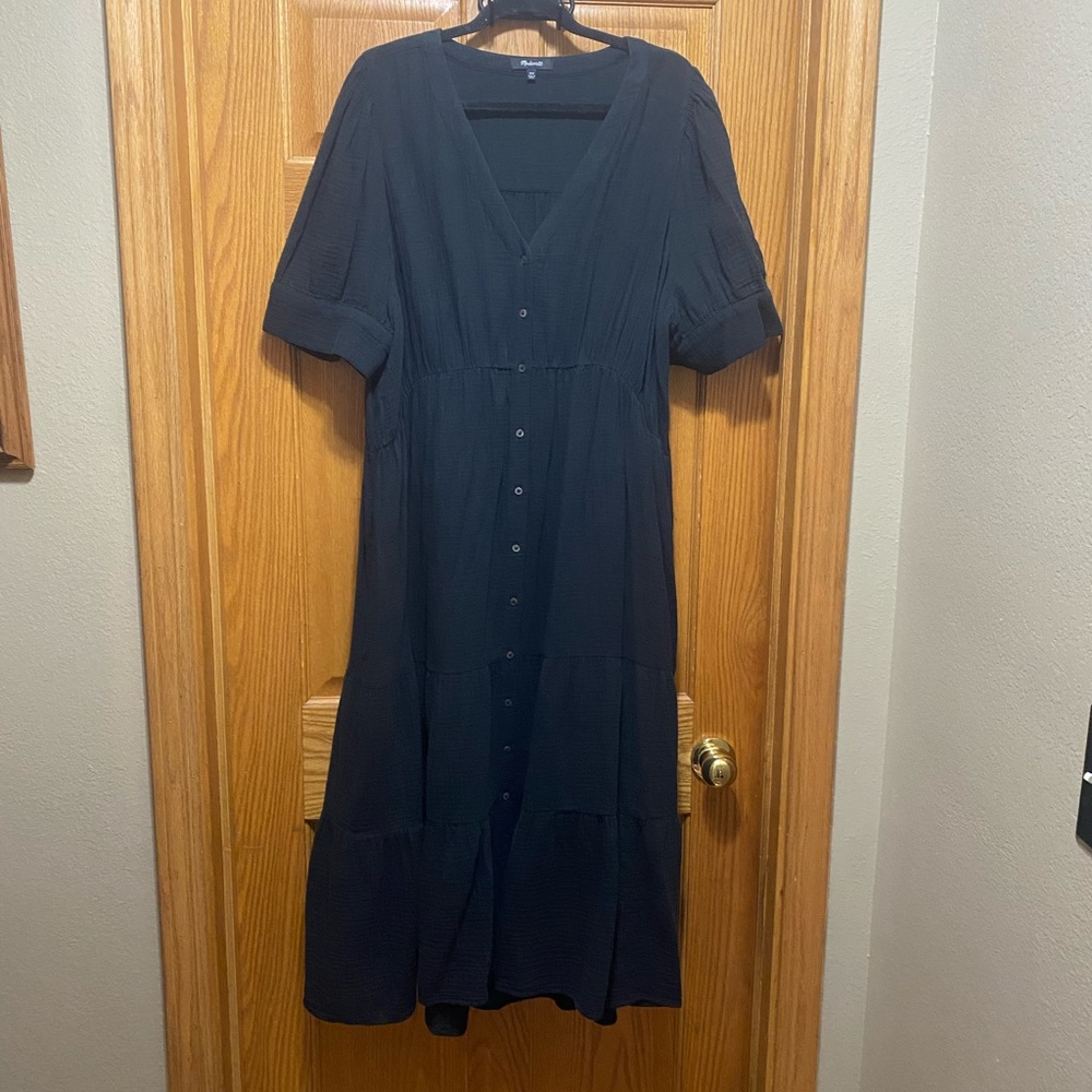 Madewell Black v-neck Maxi Dress 2x